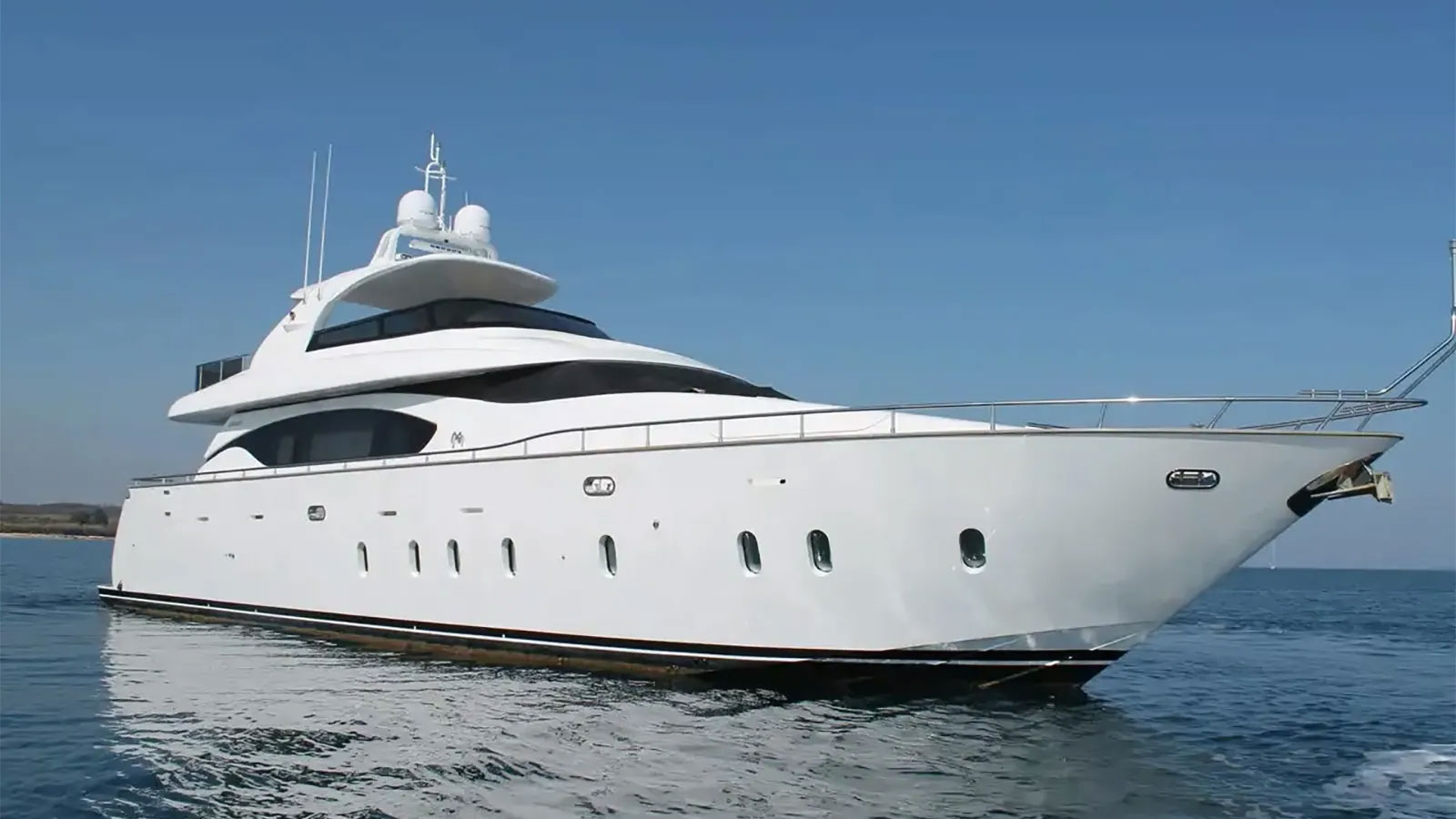 Luxurious Maiora Yacht FOUR JOYS
