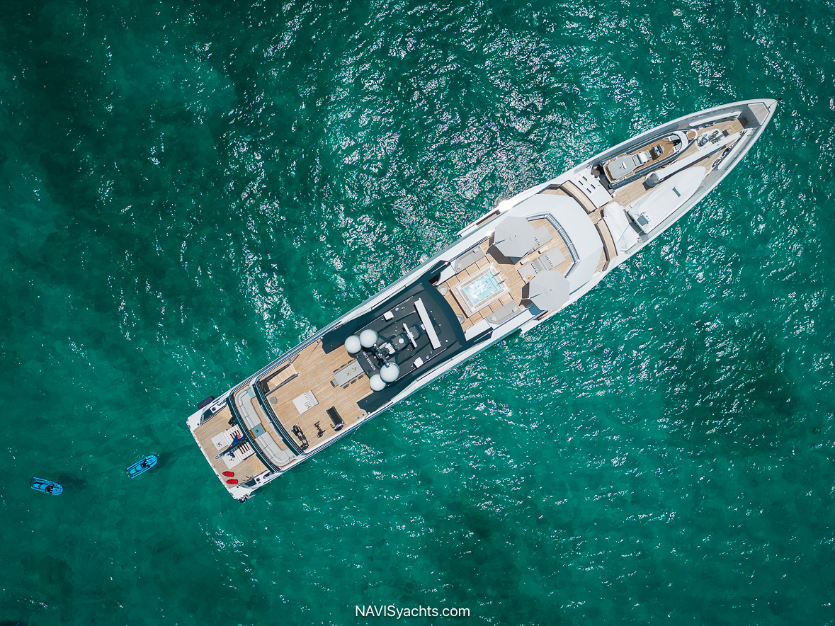 Amels Entourage L-14