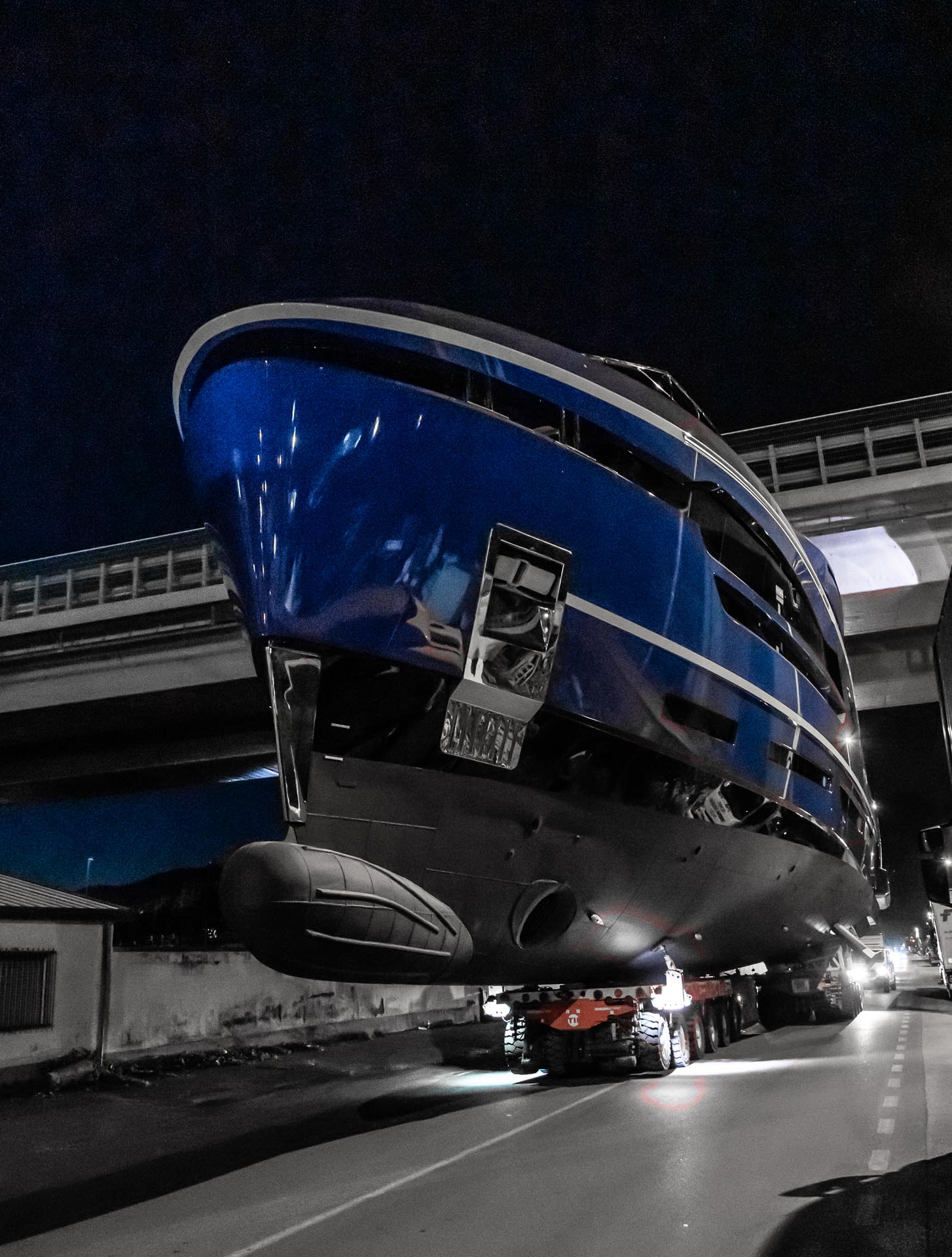 The innovative two-level beach club of the Baglietto DOM133, a key design feature covered in our superyachts magazine.