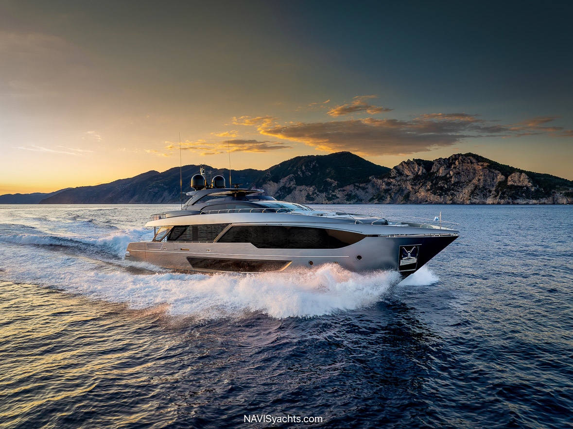 Riva 112' Dolcevita Super   (12)