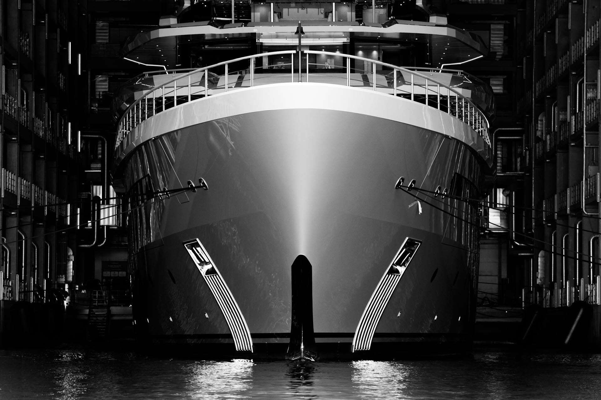 Launch of a 100m+ blue-hulled Feadship superyacht, Project 1014, showcasing RWD design