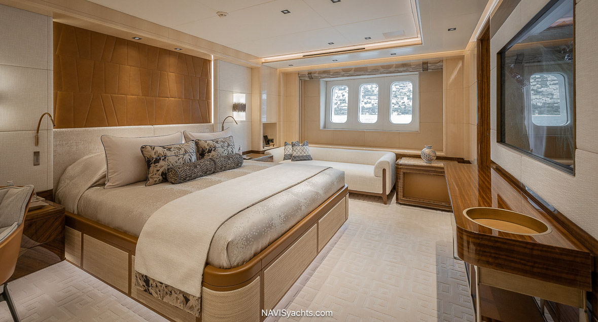 Amels Superyacht Energy L-25