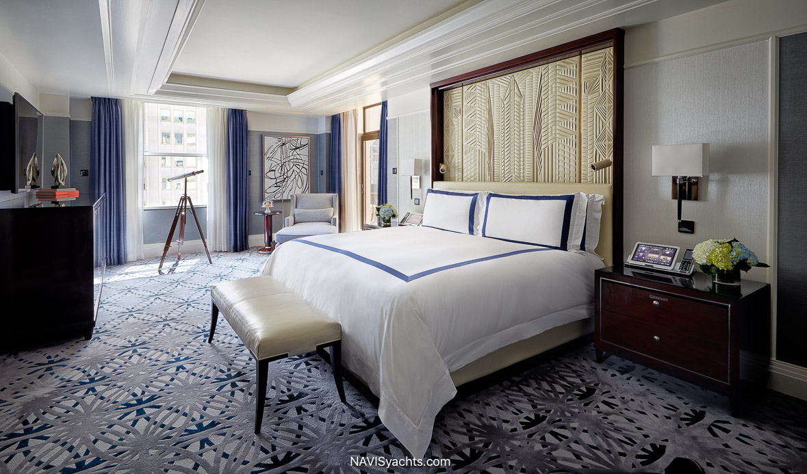 The Peninsula New York L-16