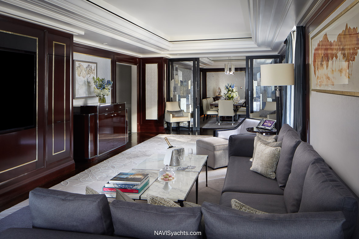 The Peninsula New York L-20