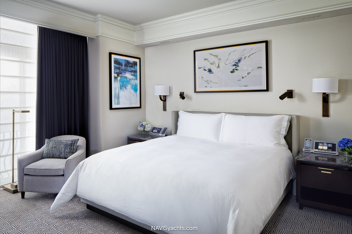 The Peninsula New York L-24