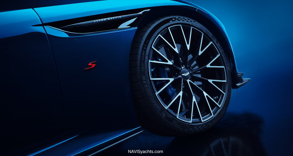 Aston-Martin-DB12 L-