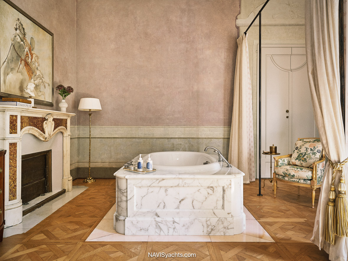 Four Seassons Florence L-