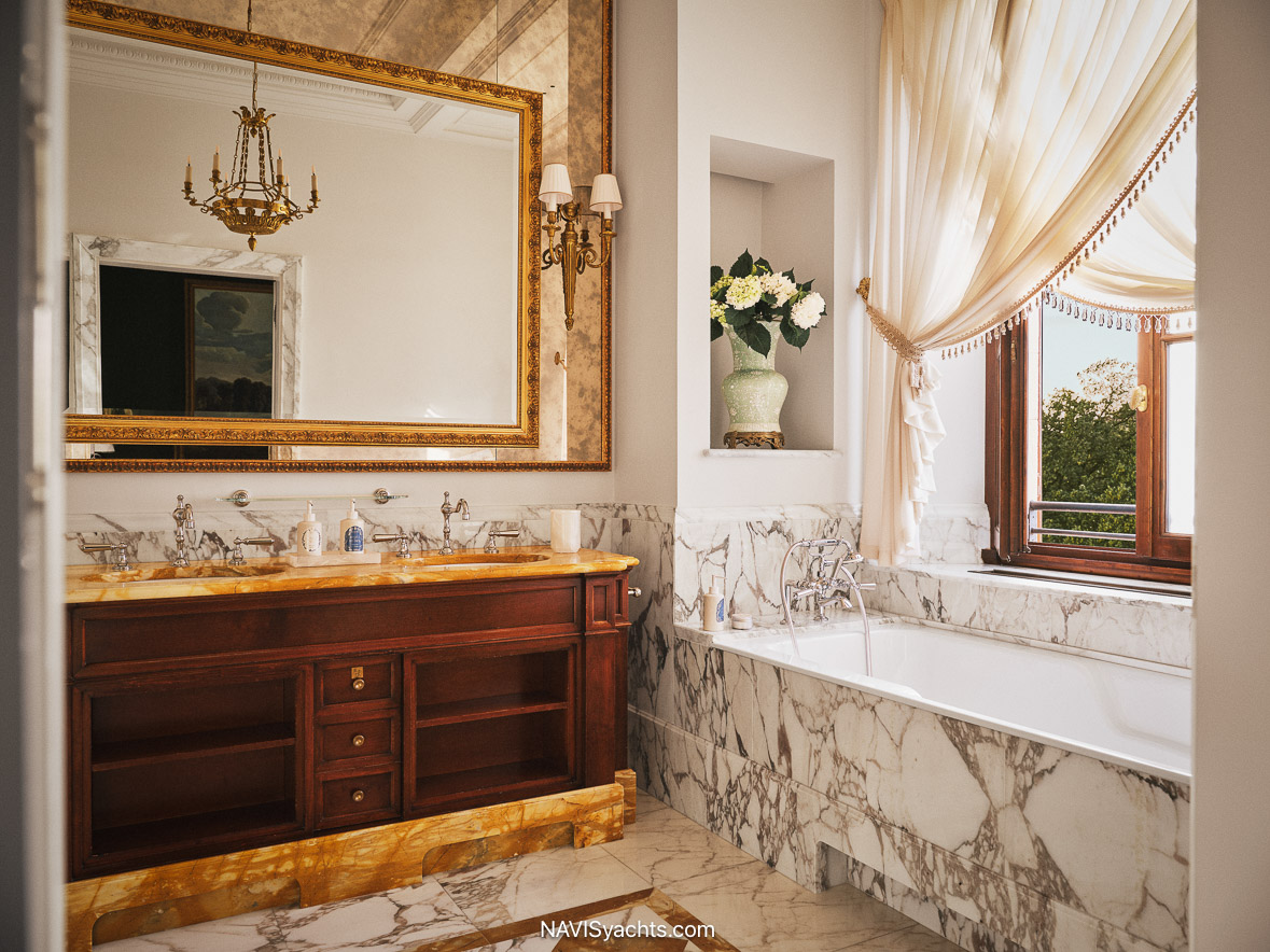 Four Seassons Florence L-