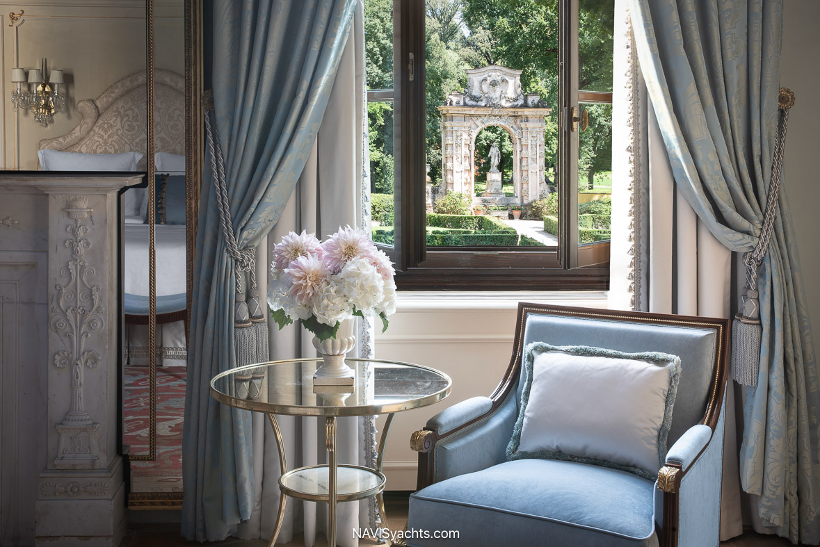 Four Seassons Florence L-