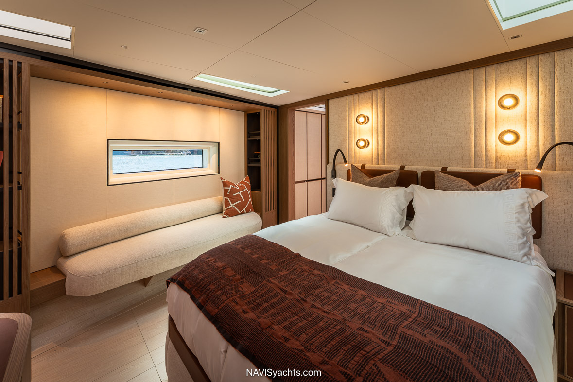 Superyacht Kalantis L-