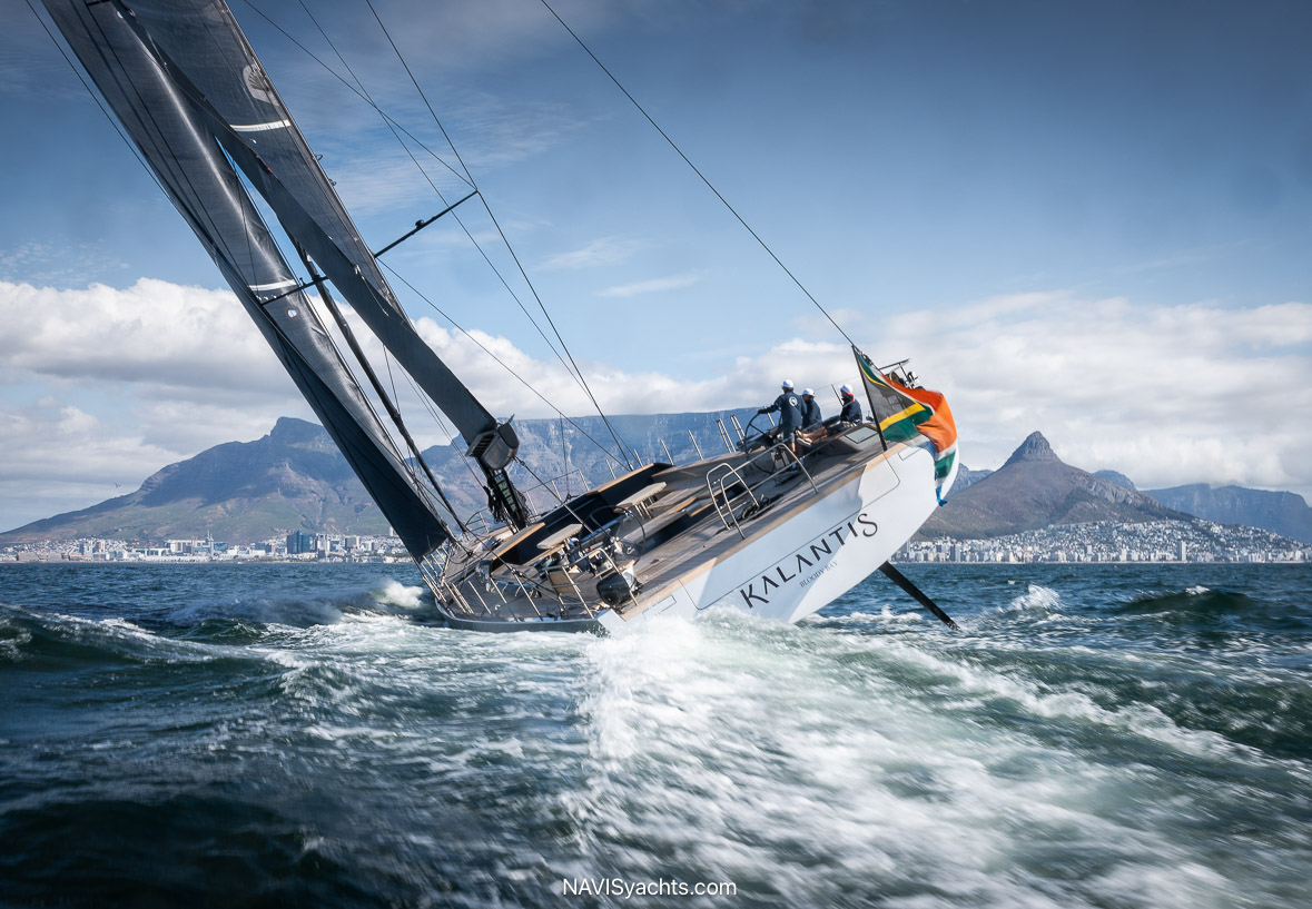 Superyacht Kalantis L-