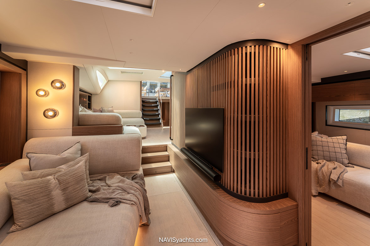 Superyacht Kalantis L-