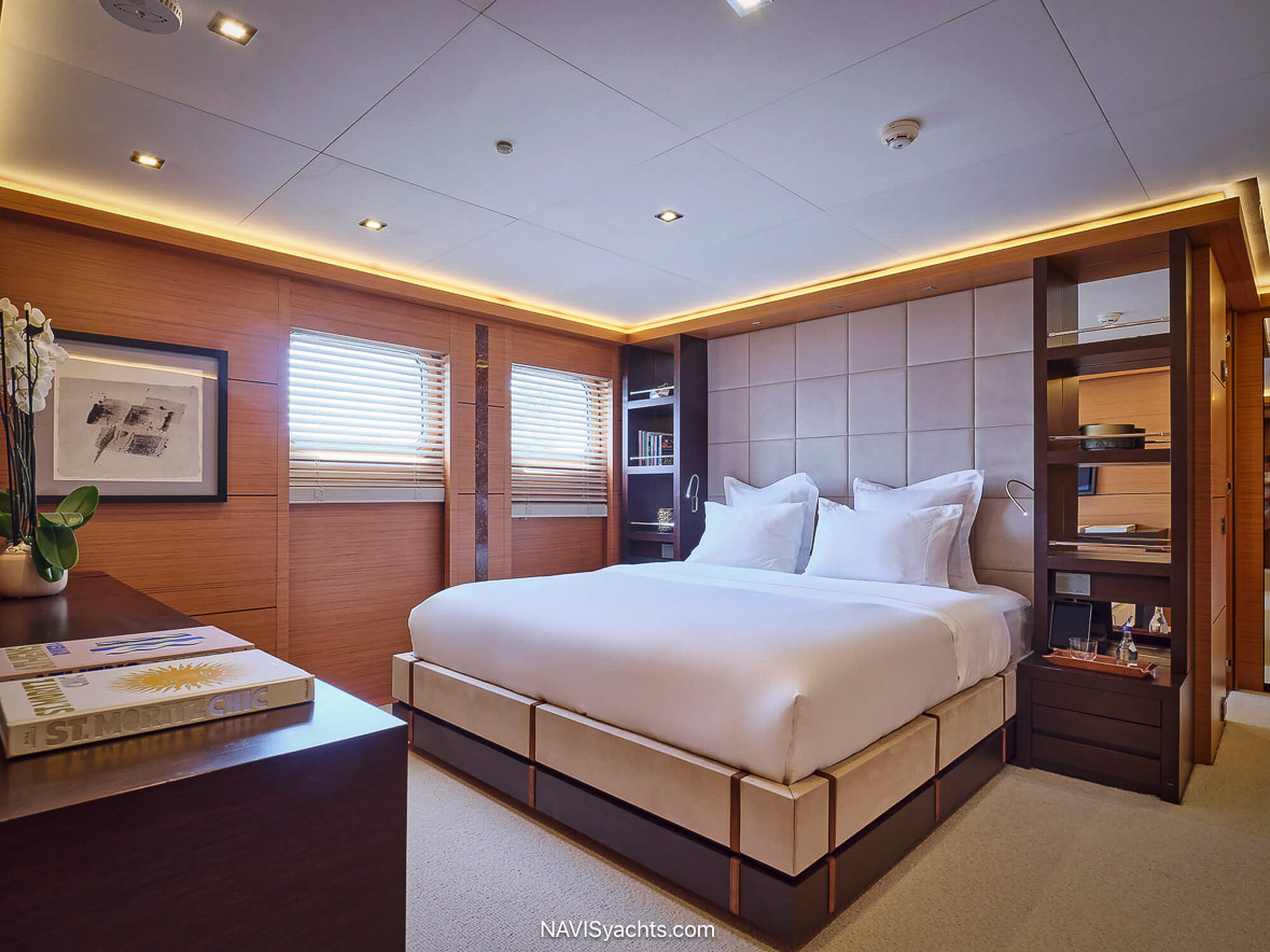 Superyacht Persefoni L-