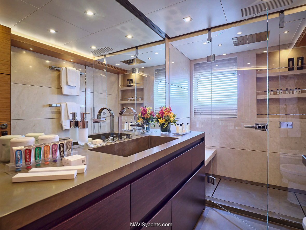 Superyacht Persefoni L-