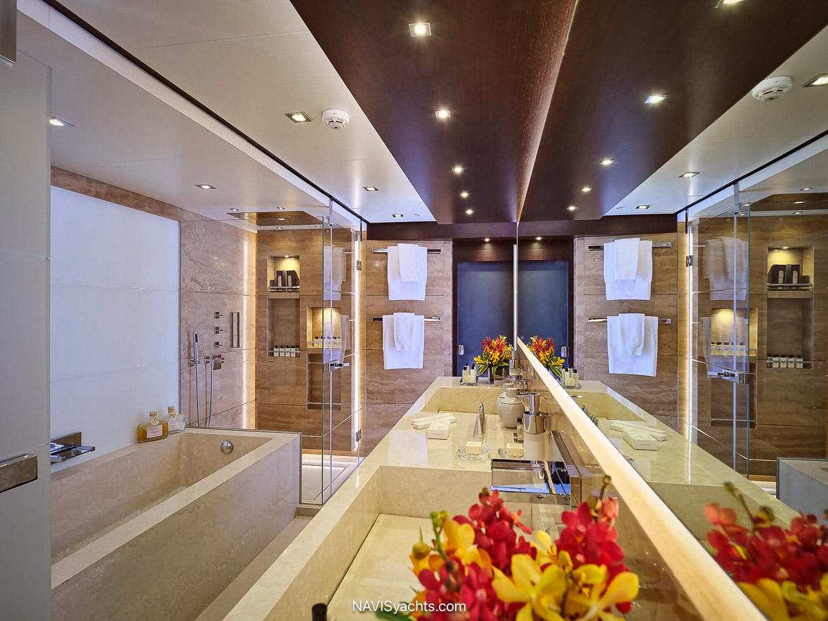 Superyacht Persefoni L-