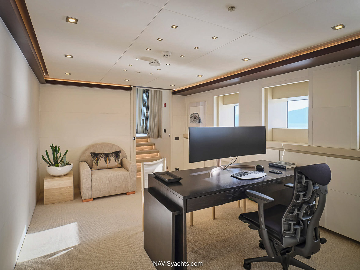 Superyacht Persefoni L-