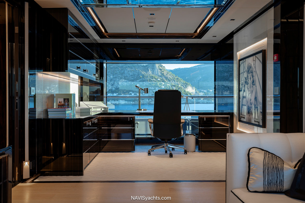 Benetti Lady Estey L-16-NAVIS Website L V3-