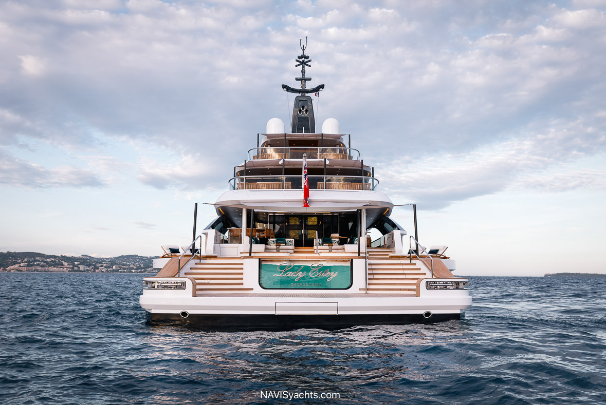 Benetti Lady Estey superyacht showcasing Benetti’s Oasis Deck design