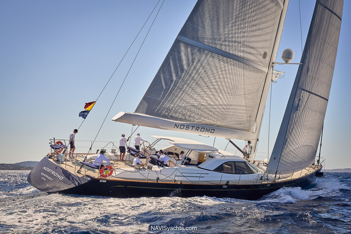Giorgio Armani Regatta L-