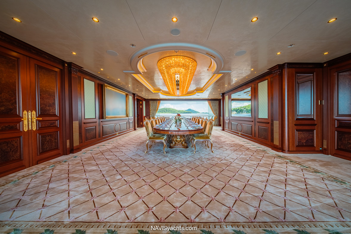 Oceanco Black Pearl L-