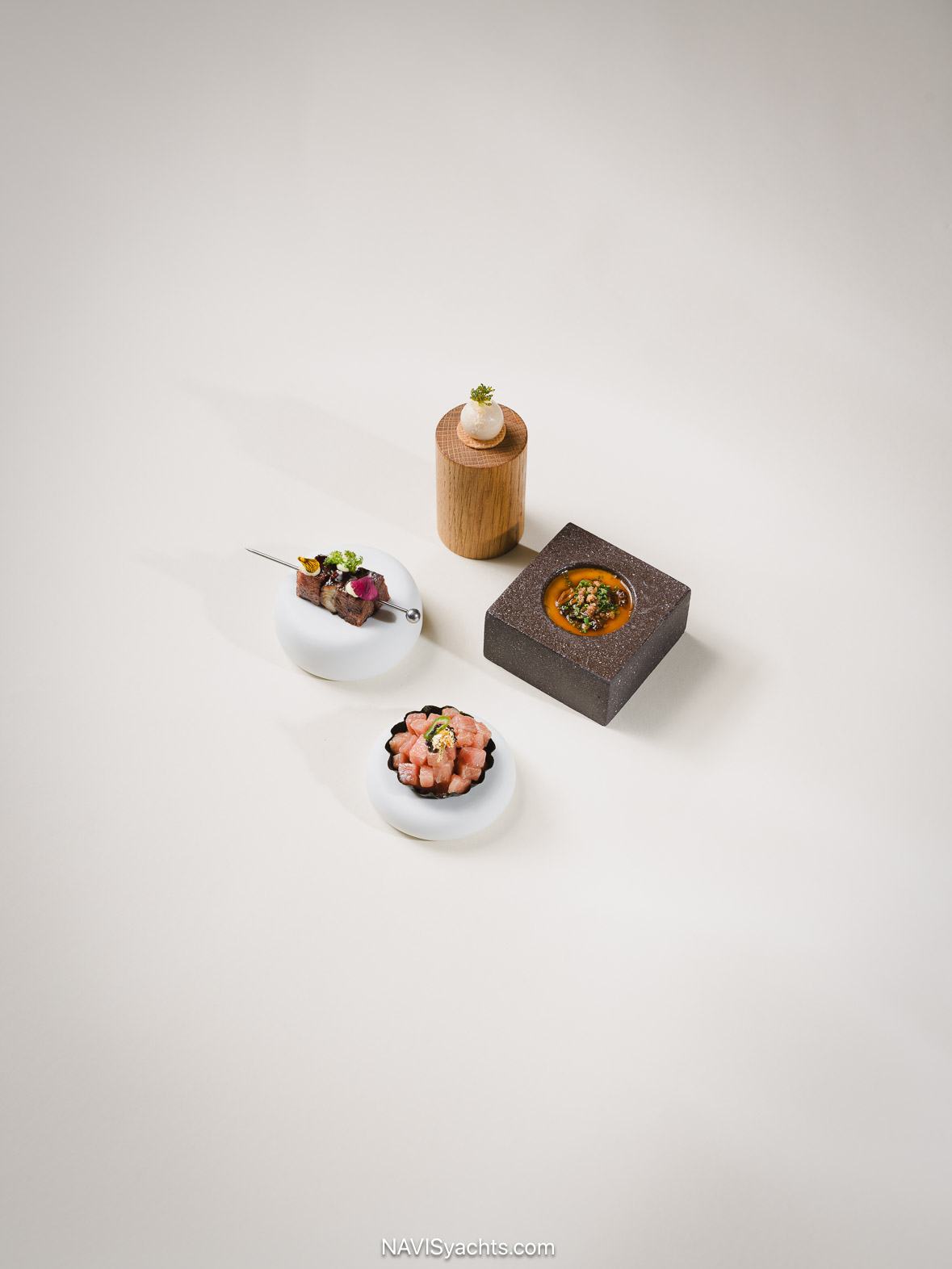 ULLRS GOURMETSTUBE L-
