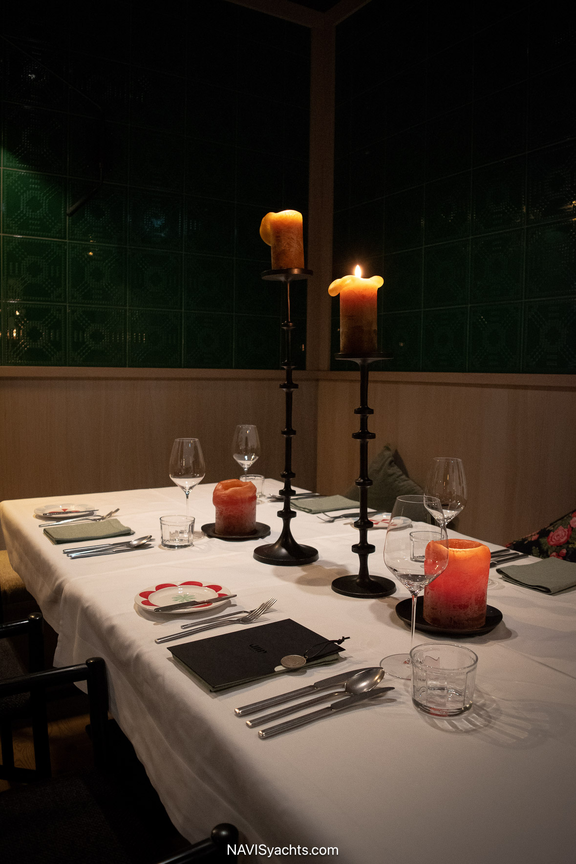 ULLRS GOURMETSTUBE L-
