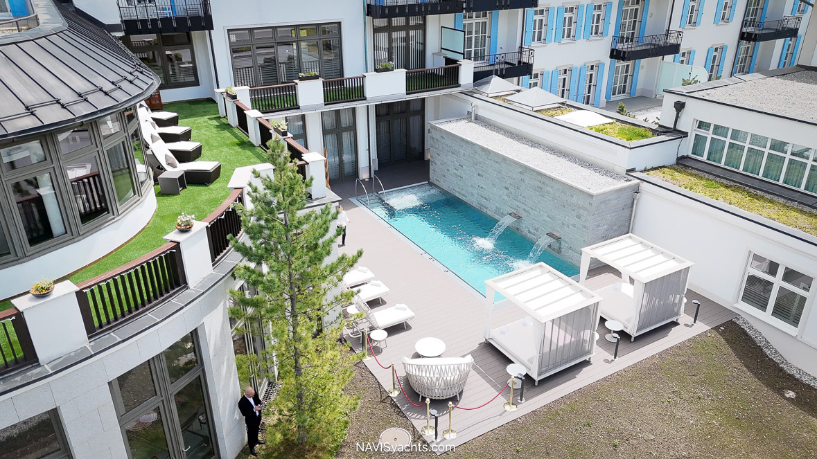 Kempinski St Moritz L-