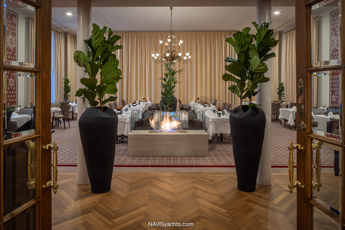 Kempinski St Moritz L-