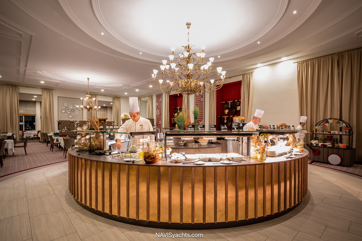 Kempinski St Moritz L-