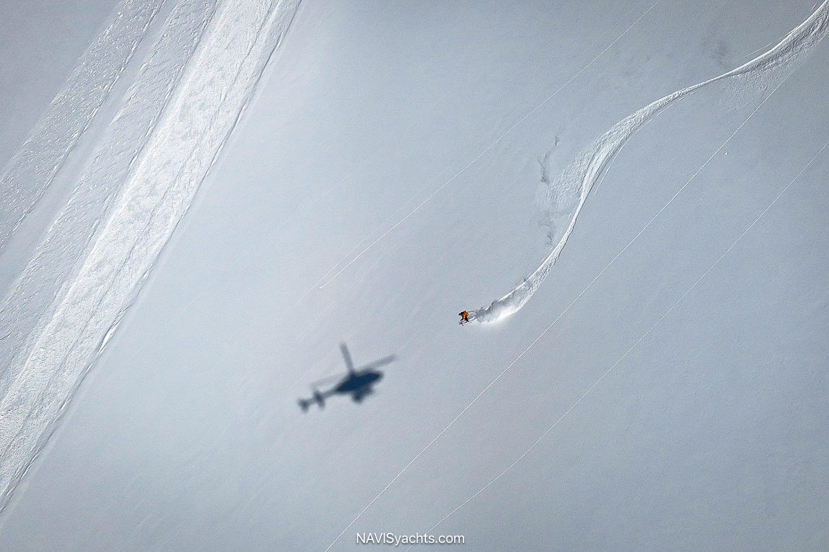 CMH Heliskiing L-