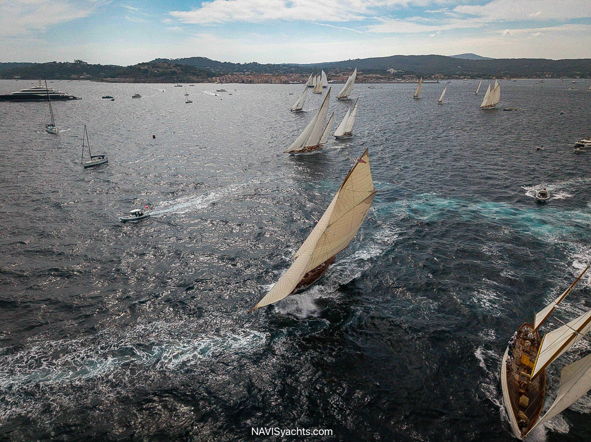 Les Voiles L-