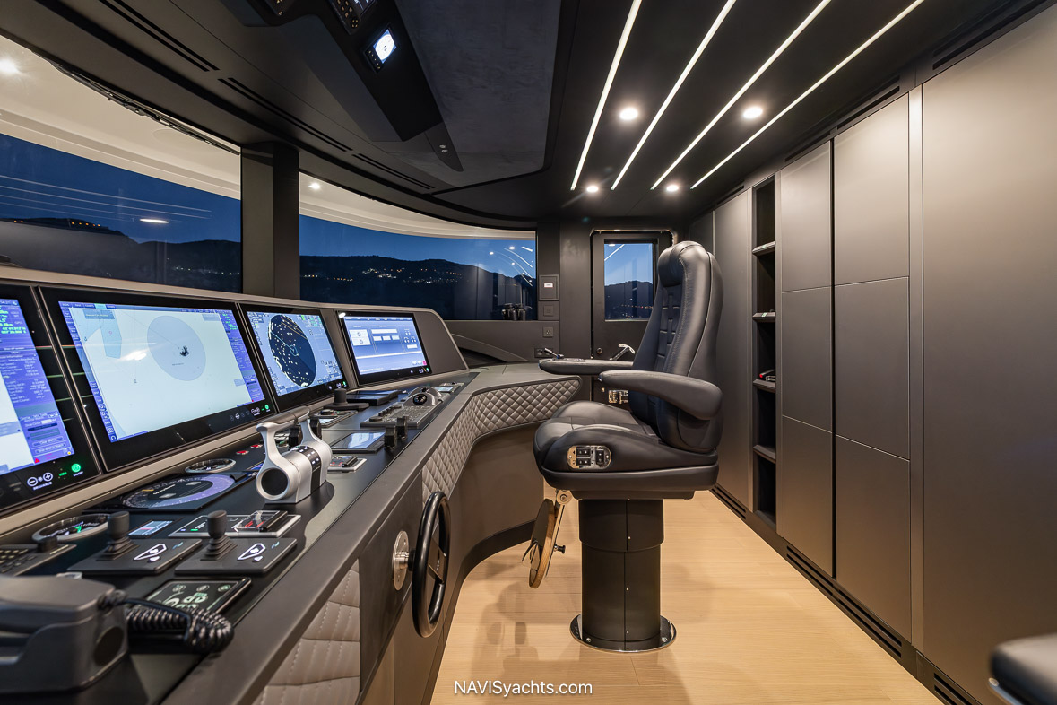Mangusta Felicita L-