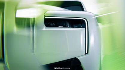 Rolls-Royce Black Badge Cullinan parked at Hotel Tennerhof in Kitzbühel, showing the luxury SUV’s grey exterior and black detailing